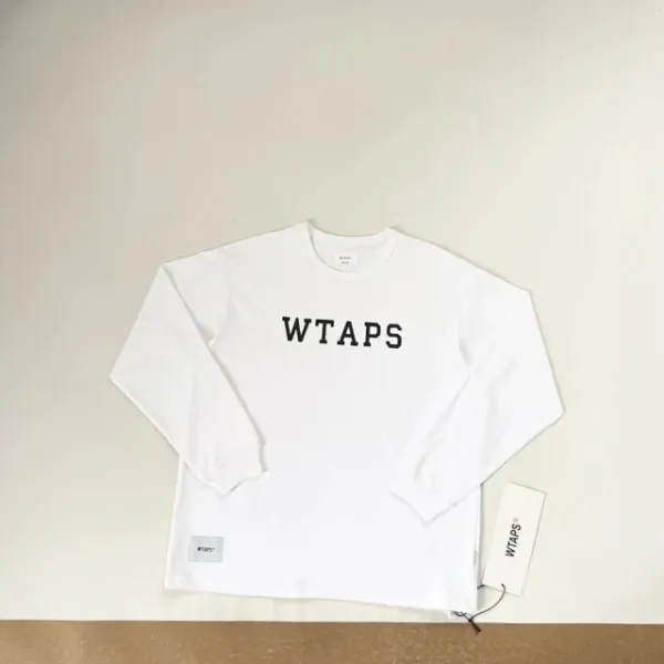 Design WTAPS Logo Long Sleeve Tee Black / White T-Shirts - 16