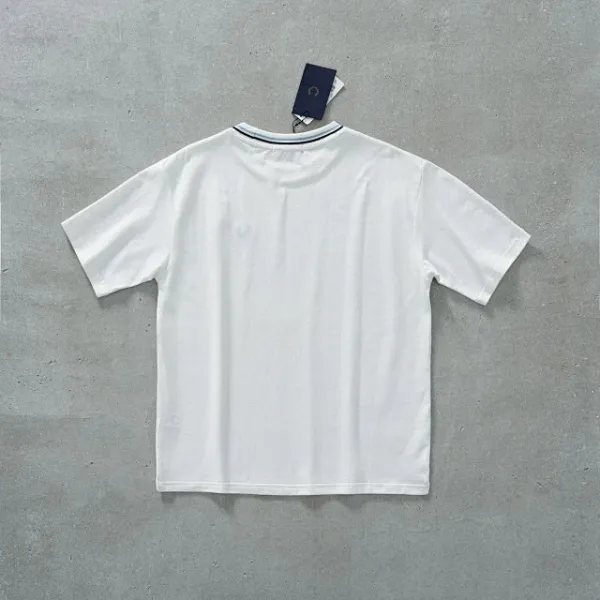 Fred Perry T-Shirt with Laurel Wreath Logo in Charcoal Gray - 19
