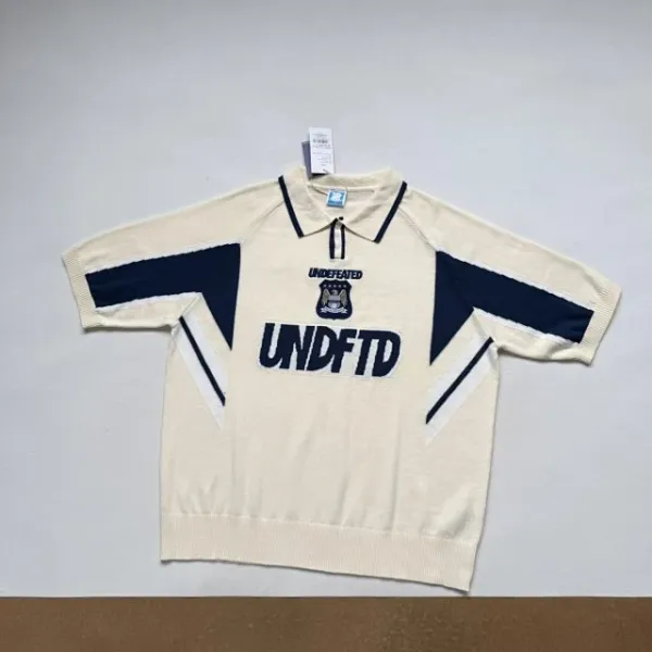 Design Undefeated x Manchester City Polo Shirt Black and Beige Polo Shirt - 22