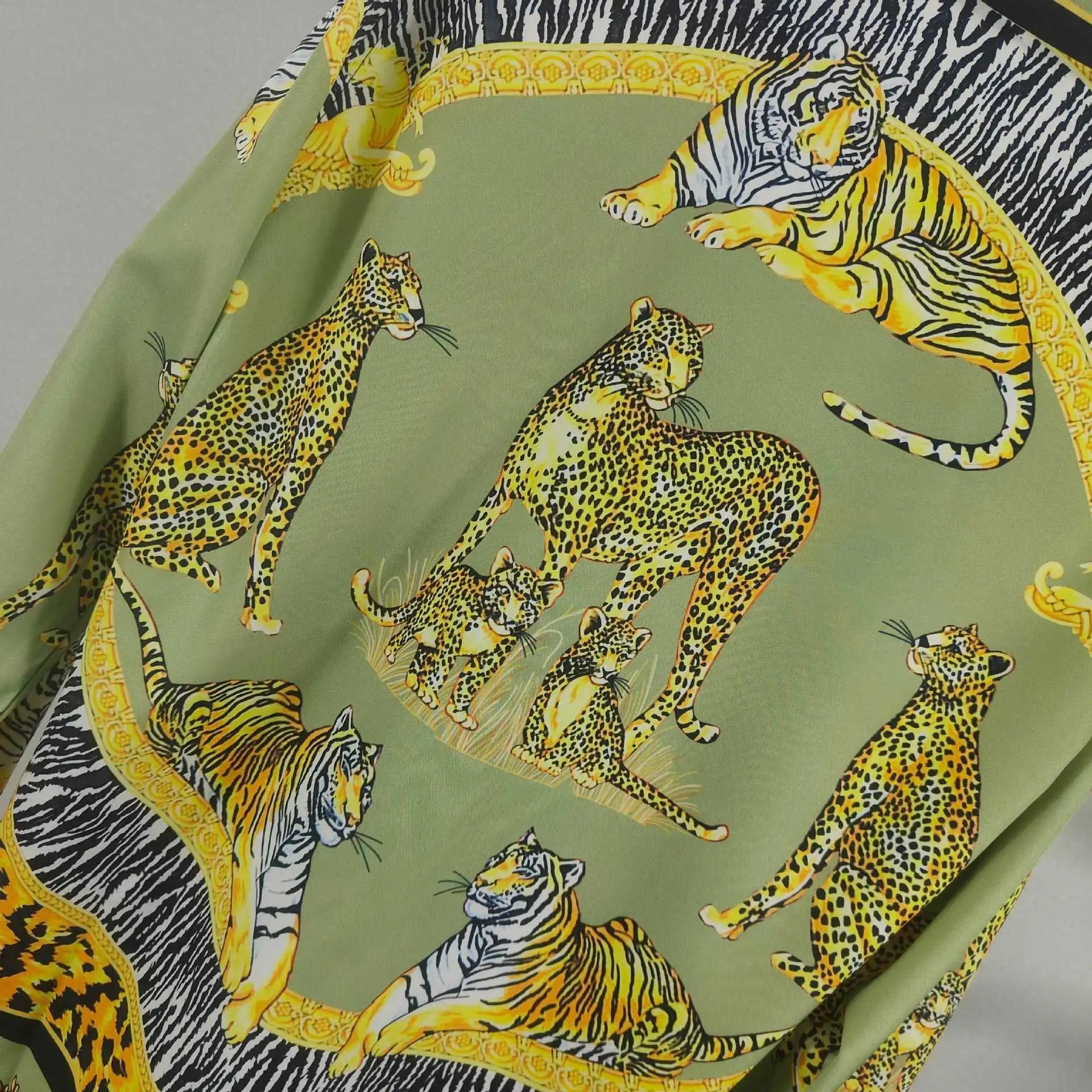 Versace Jungle Print Silk Shirt and Shorts Set Olive Green - 8