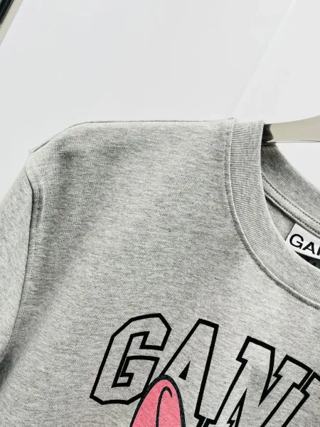 Design Disney x Unknown Brand Daisy Duck Graphic T-Shirt Gray T-Shirts - 15