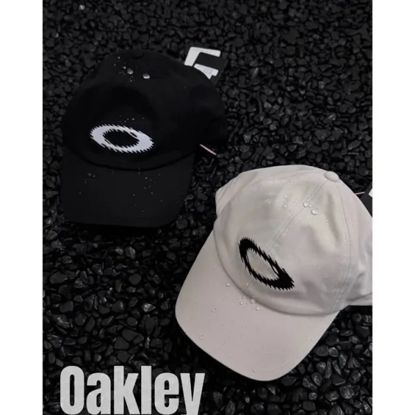 Oakley Distortion Logo Baseball Cap Black and White - 4