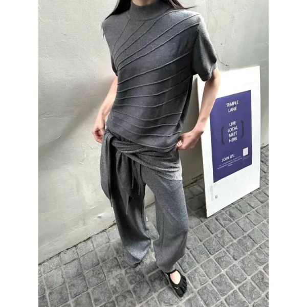 Design Short-Sleeve Turtleneck Sweater Gray - 9