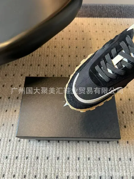 Chanel Runway Sneakers White Navy Beige Sneakers - 19