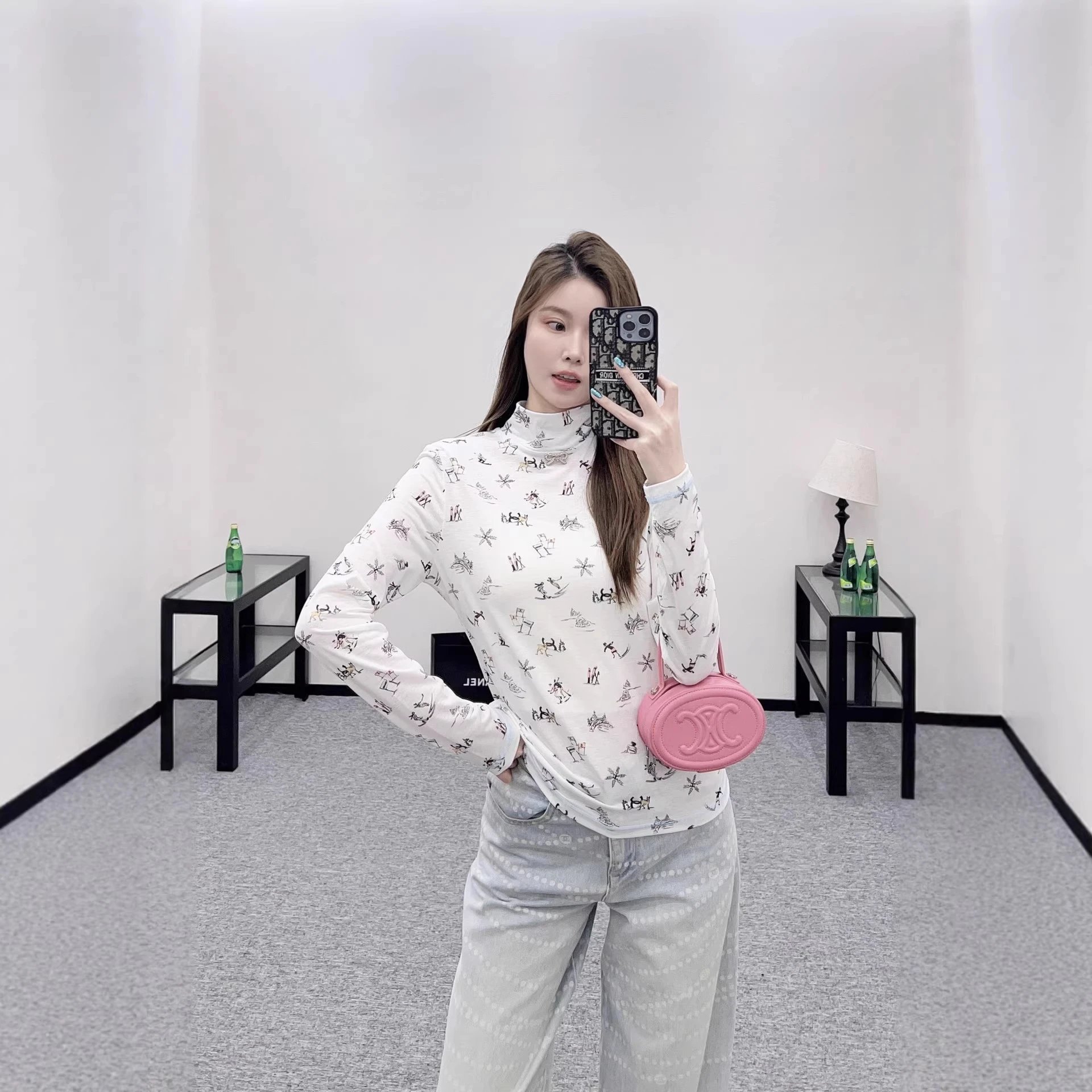 White Long Sleeve Print Top Light Gray Patterned Wide Leg Pants Casual Outfit