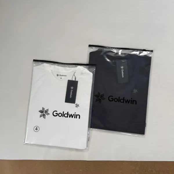 Design Goldwin Minimal Logo Cropped T-Shirt White and Black T-Shirts - 8