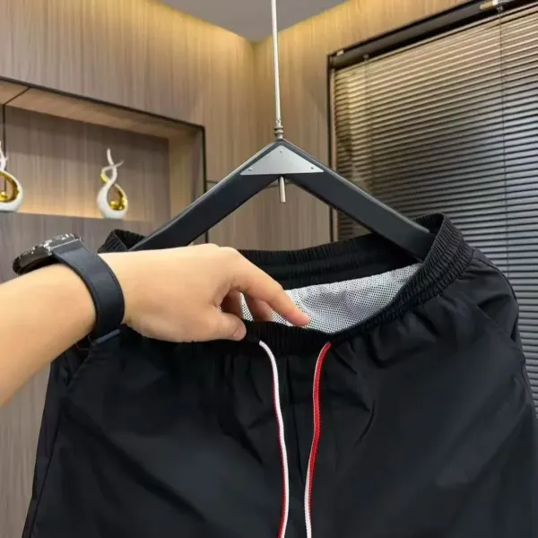 Thom Browne Drawstring Waist Shorts Black - 3