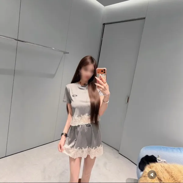 Design Lace-Trimmed Cropped T-Shirt and Shorts Set Gray - 6