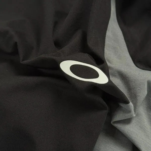 Oakley Performance T-Shirt Black / Gray - 13