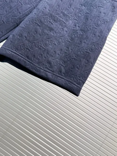 Design Embossed Pattern Navy Shorts - 13
