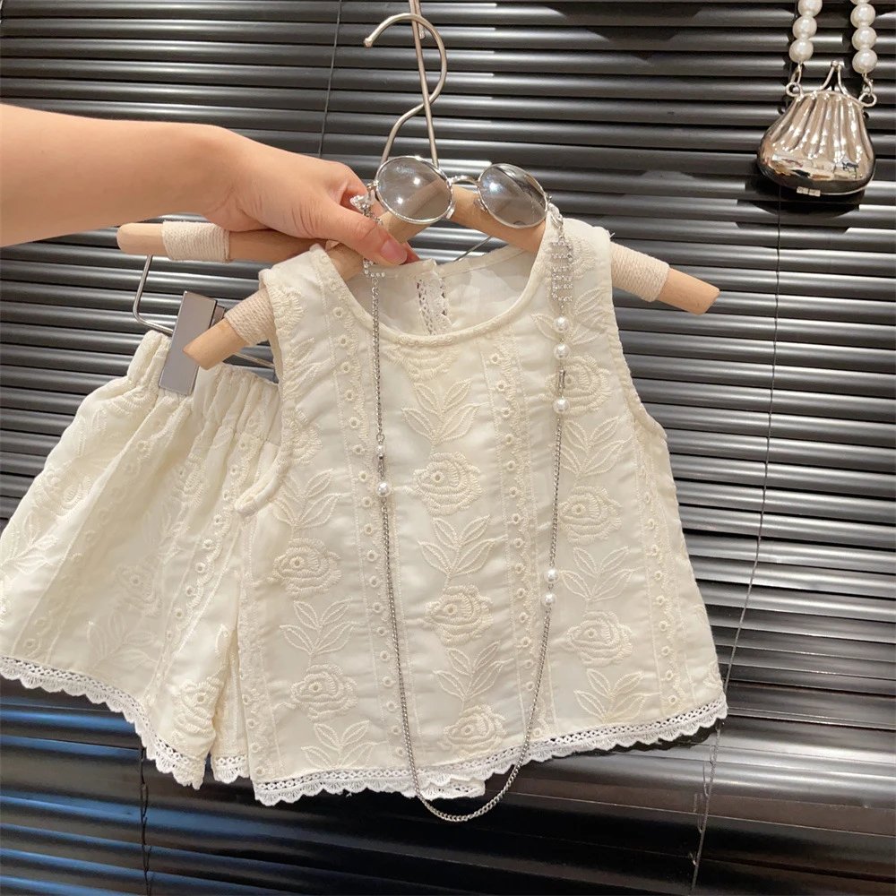 Design White Eyelet Lace Embroidery Two-Piece Set Shorts and Top Sets - 23