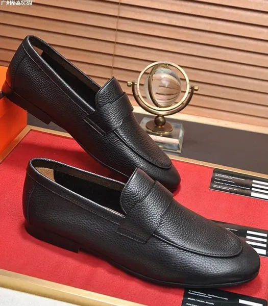 Design Pebbled Leather Penny Loafers Black Casual Shoes - 2