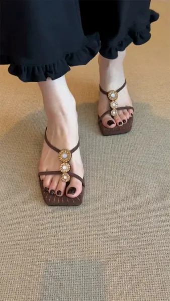 Design Square-Toe Embellished Mule Sandals Brown - 7