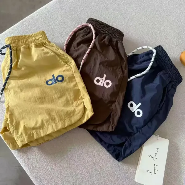 Alo Yoga Color-Block Logo T-Shirt and Shorts Set Pink / Brown - 4
