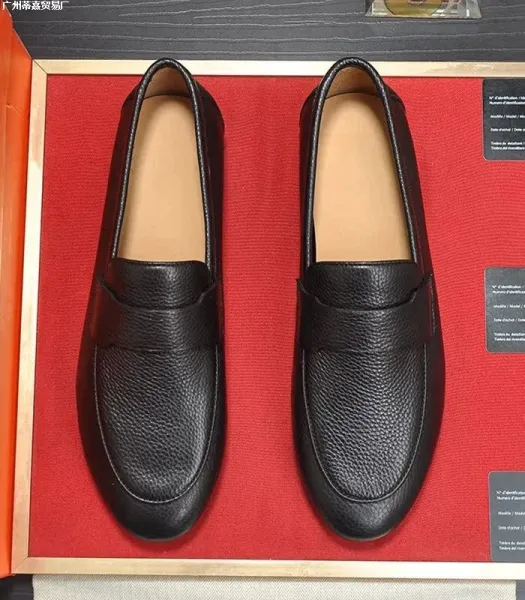 Design Pebbled Leather Penny Loafers Black Casual Shoes - 3