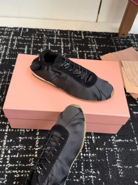 Maison Margiela Tabi Sneaker Pink Satin Sneakers - 24