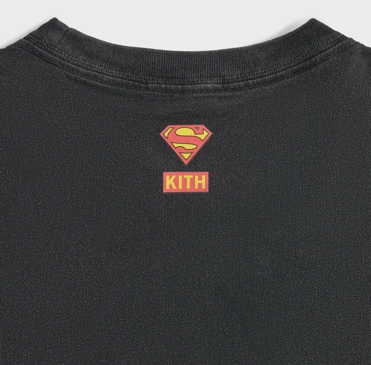 Kith Tokyo Gradient Print White T-Shirt - 43