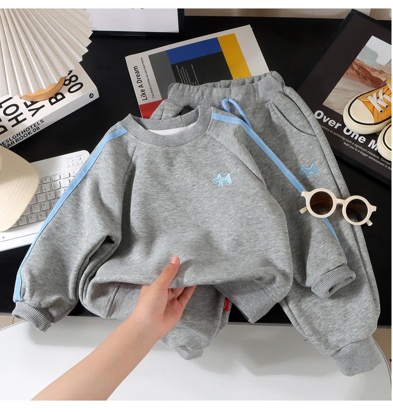 Design Kids' Embroidered Dog Sweatshirt and Jogger Set Gray with Light Blue Trim - 13