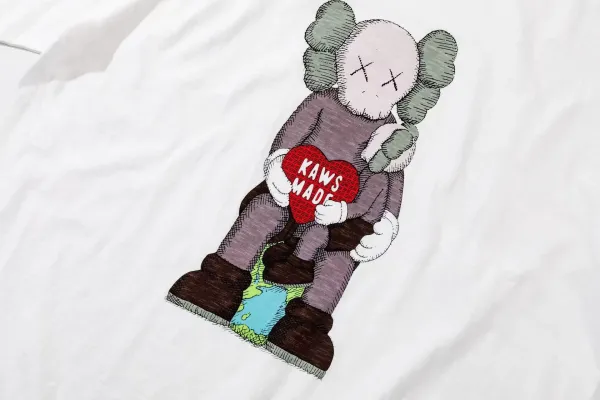 Human Made x KAWS Heart T-Shirt White - 15
