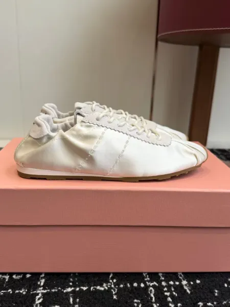 Maison Margiela Tabi Sneaker White Satin Sneakers - 1
