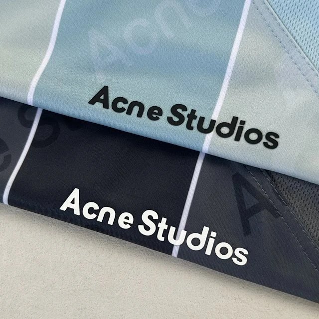 Acne Studios Gradient Print Long-Sleeve Top Light Blue - 28