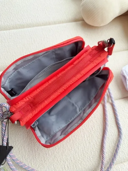 Design Topologie Water Bottle Bag Medium Purple Crossbody Bag Crossbody Bags - 18