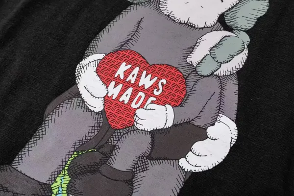 Human Made x KAWS Heart T-Shirt White - 26