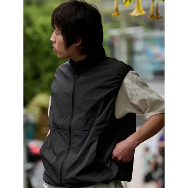 Design Grid-Textured Zip-Up Vest Olive Green Vest Outerwear.vest - 9