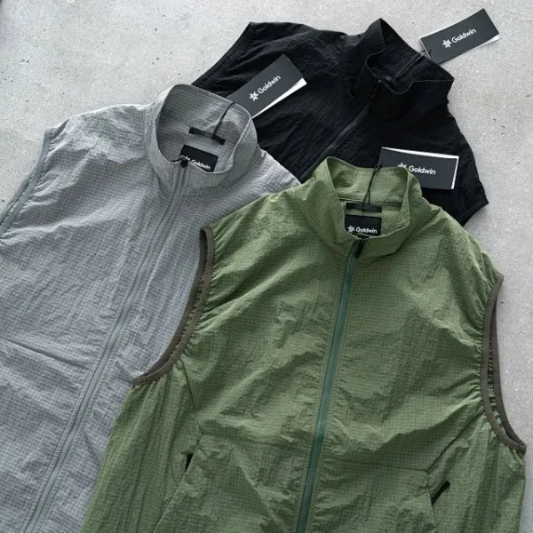 Design Grid-Textured Zip-Up Vest Olive Green Vest Outerwear.vest - 18