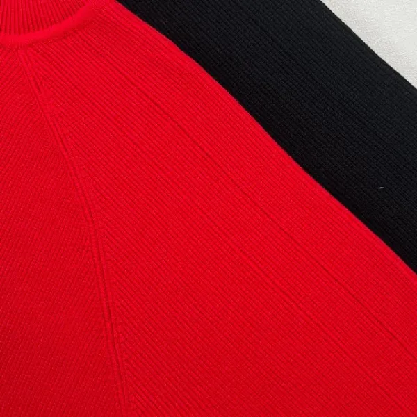 Design Red Crewneck Sweater White Denim Pants Sweater - 19