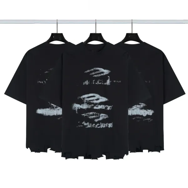 Design IM Ashian Kim Kardashian Portrait Graphic T-Shirt Black T-Shirts - 11