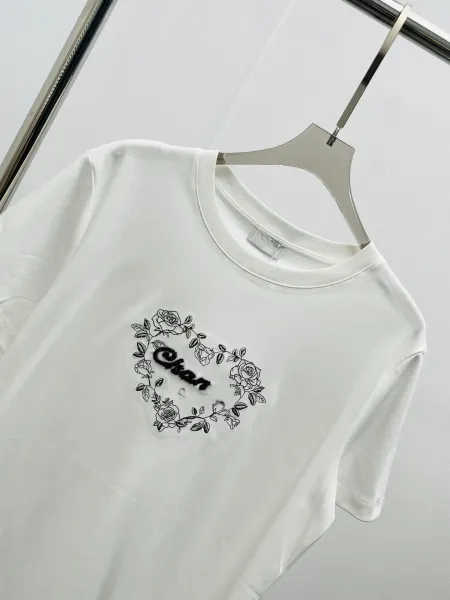Chanel Floral Heart Embroidered White T-Shirt - 11