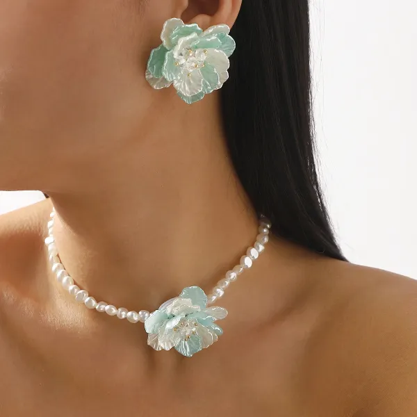 Design Floral Resin Crystal Stud Earrings Orange and Cream Jewelry - 8