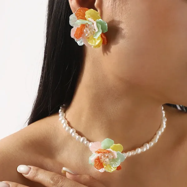 Design Floral Resin Crystal Stud Earrings Orange and Cream Jewelry - 13