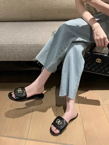 Design Chanel Quilted Slide Sandals Black with Gold CC Logo Slippers - 7