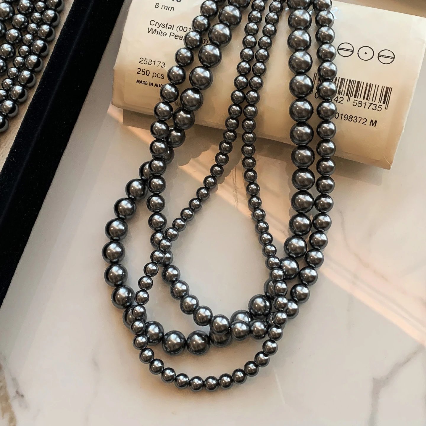 Made By Heart Pearl Necklace Gray Lustrous Classic