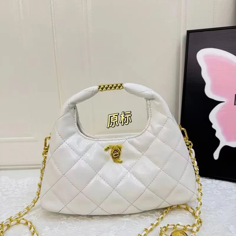 Chanel 22 Bag Black Quilted Patent Leather Chain Shoulder Bag - 11