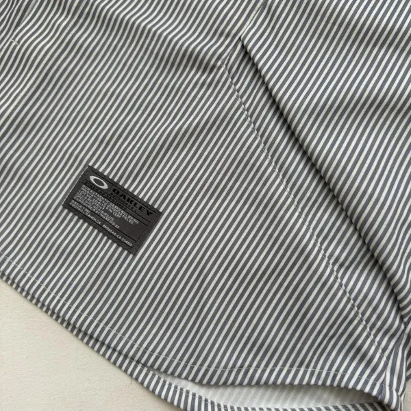Oakley Striped Mandarin Collar Shirt Gray Tops Shirt - 16