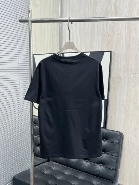 Design Graphic Logo Black T-Shirt - 5