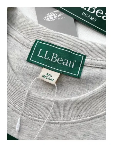 Design L.L. Bean Inc. Duck and Basset Hound Graphic T-Shirt White / Heather Gray T-Shirts - 22