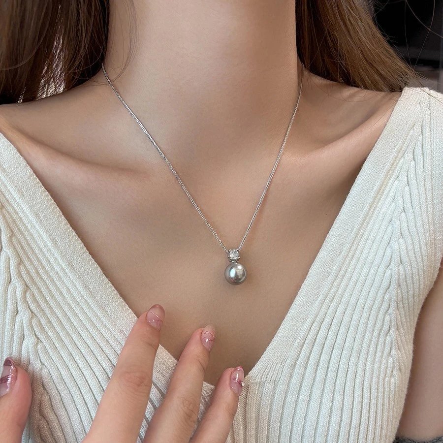 Silver Chain White Pearl Solitaire Pendant Necklace