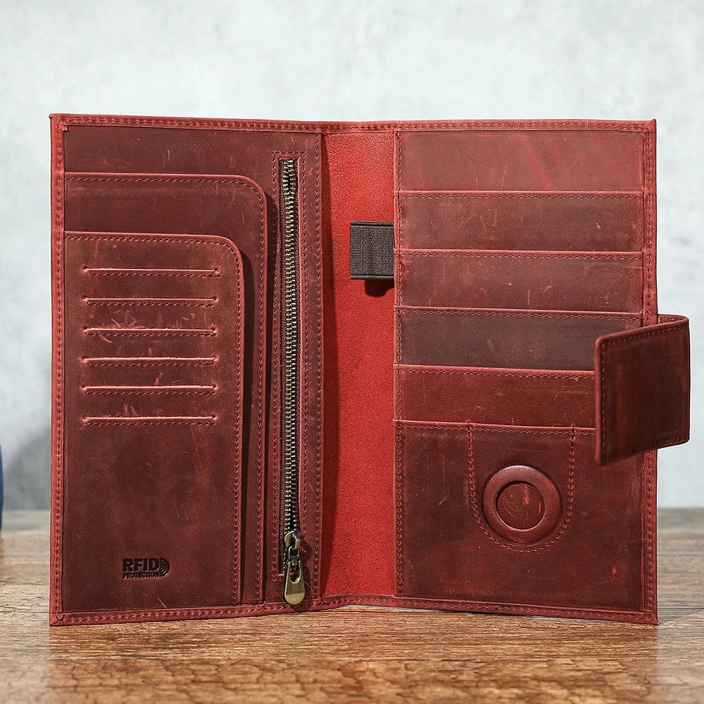Design Vintage Leather RFID-Protected Long Wallet Burgundy