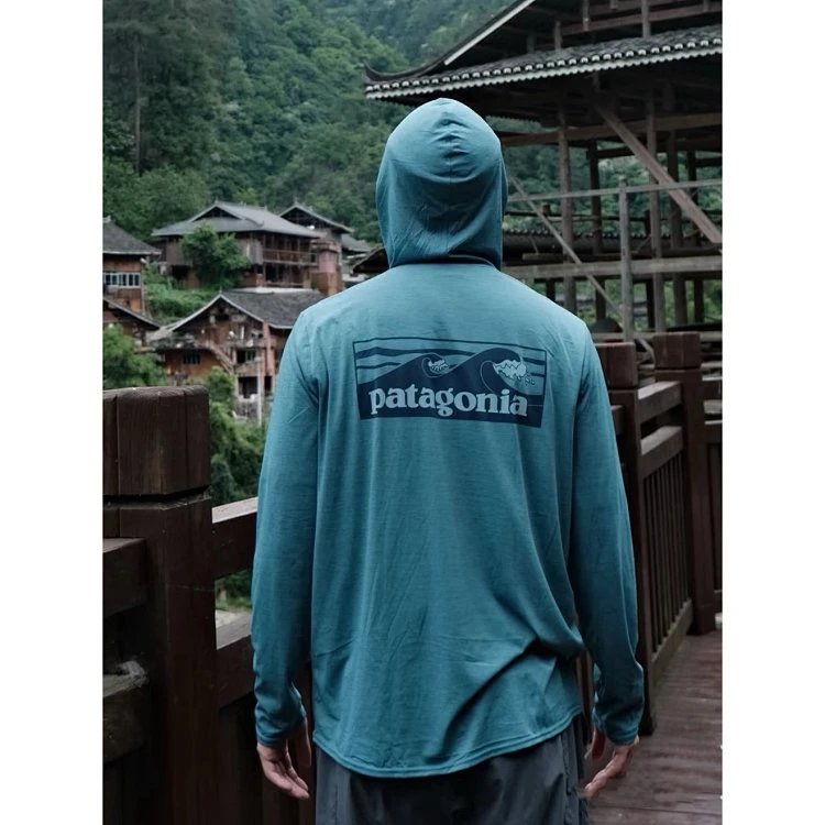 Patagonia P-6 Logo Responsibili-Tee Hooded Long Sleeve T-Shirt Olive Green Hoodie - 8