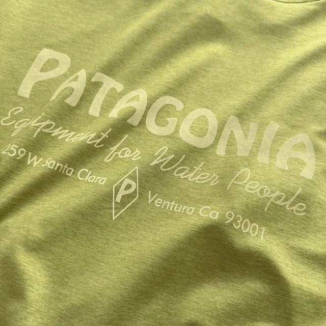 Patagonia P-6 Logo Responsibili-Tee Hooded Long Sleeve T-Shirt Olive Green Hoodie - 32