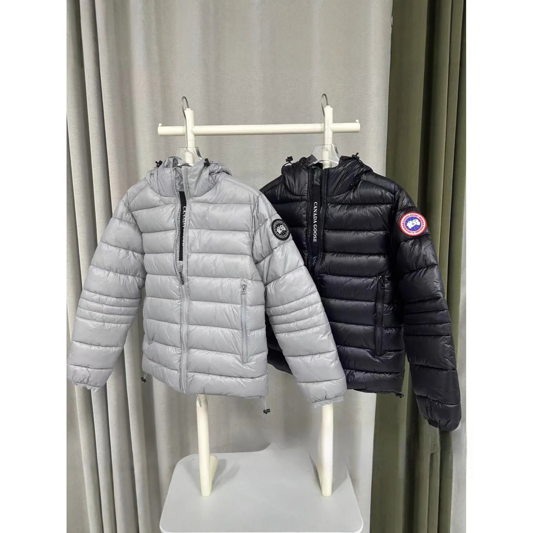 Canada Goose Shiny Down Jacket photo 6