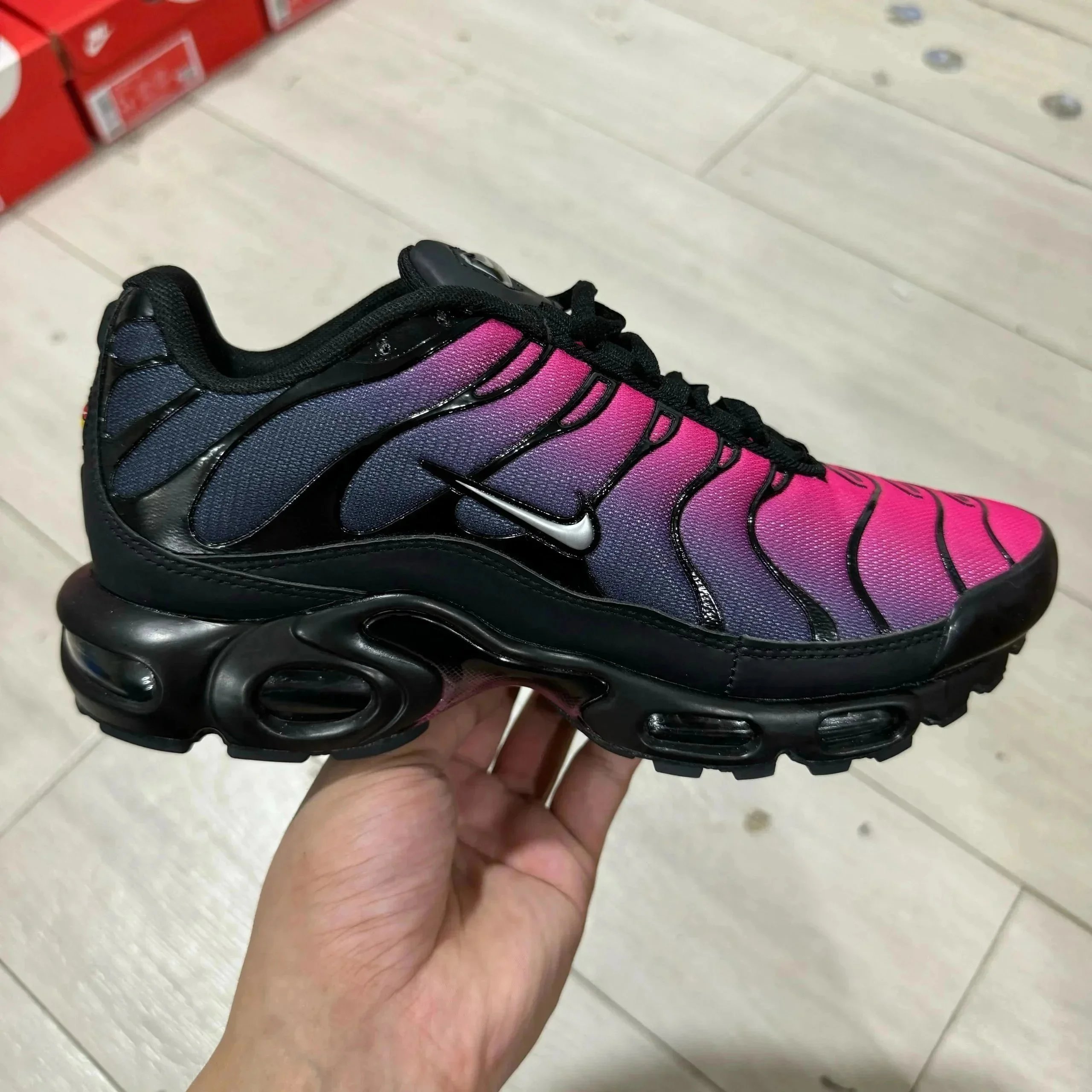 Product 5 Black Purple
