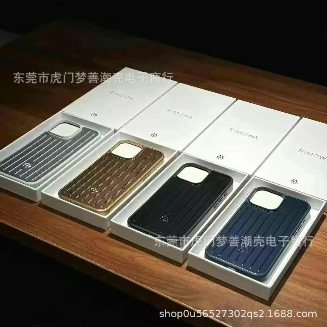 FUNDA RIMOWA