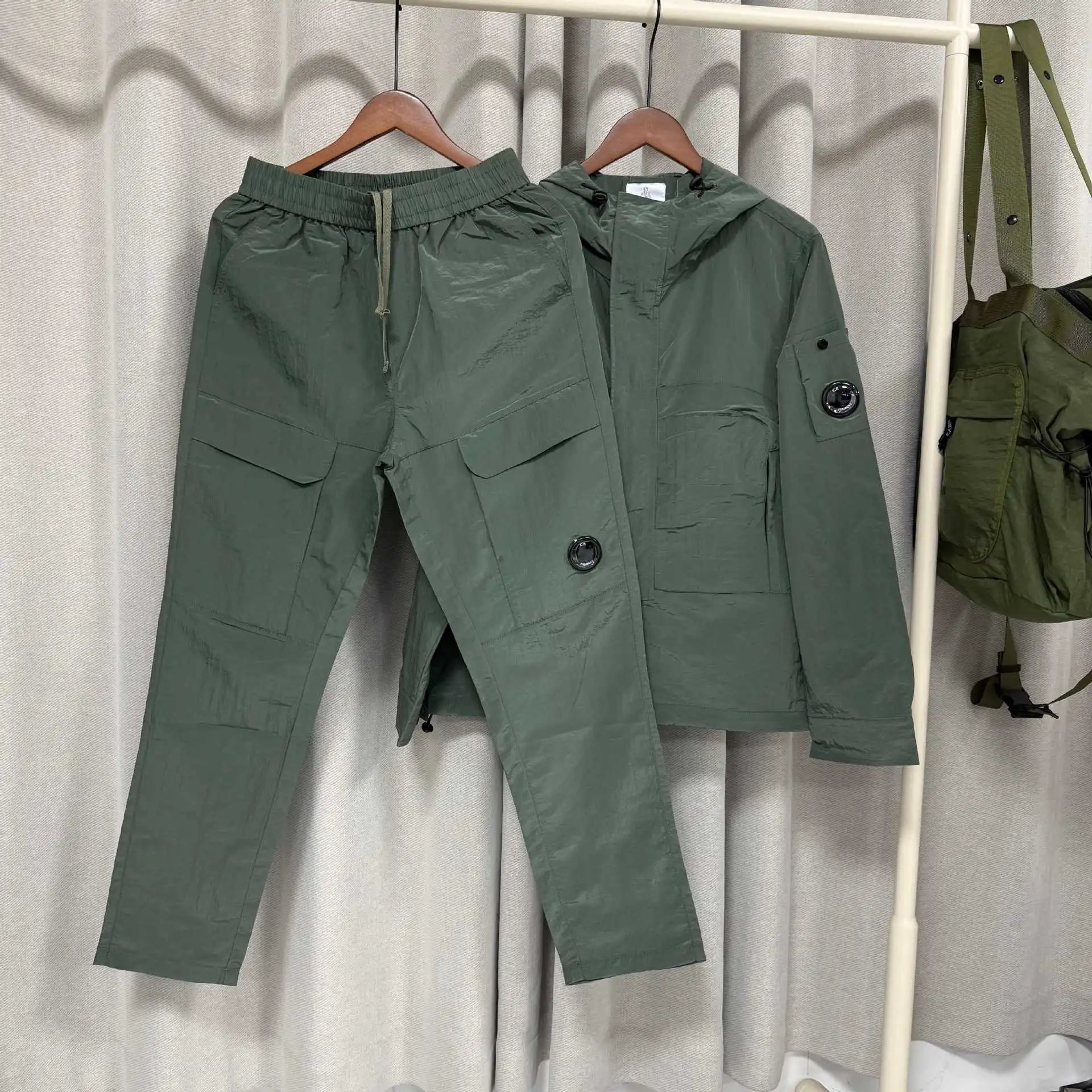 CONJUNTOS CP COMPANY new (negro, azul, verde militar)