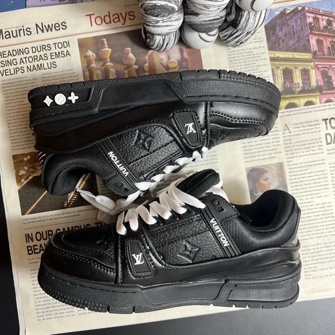 ZAPATOS LV