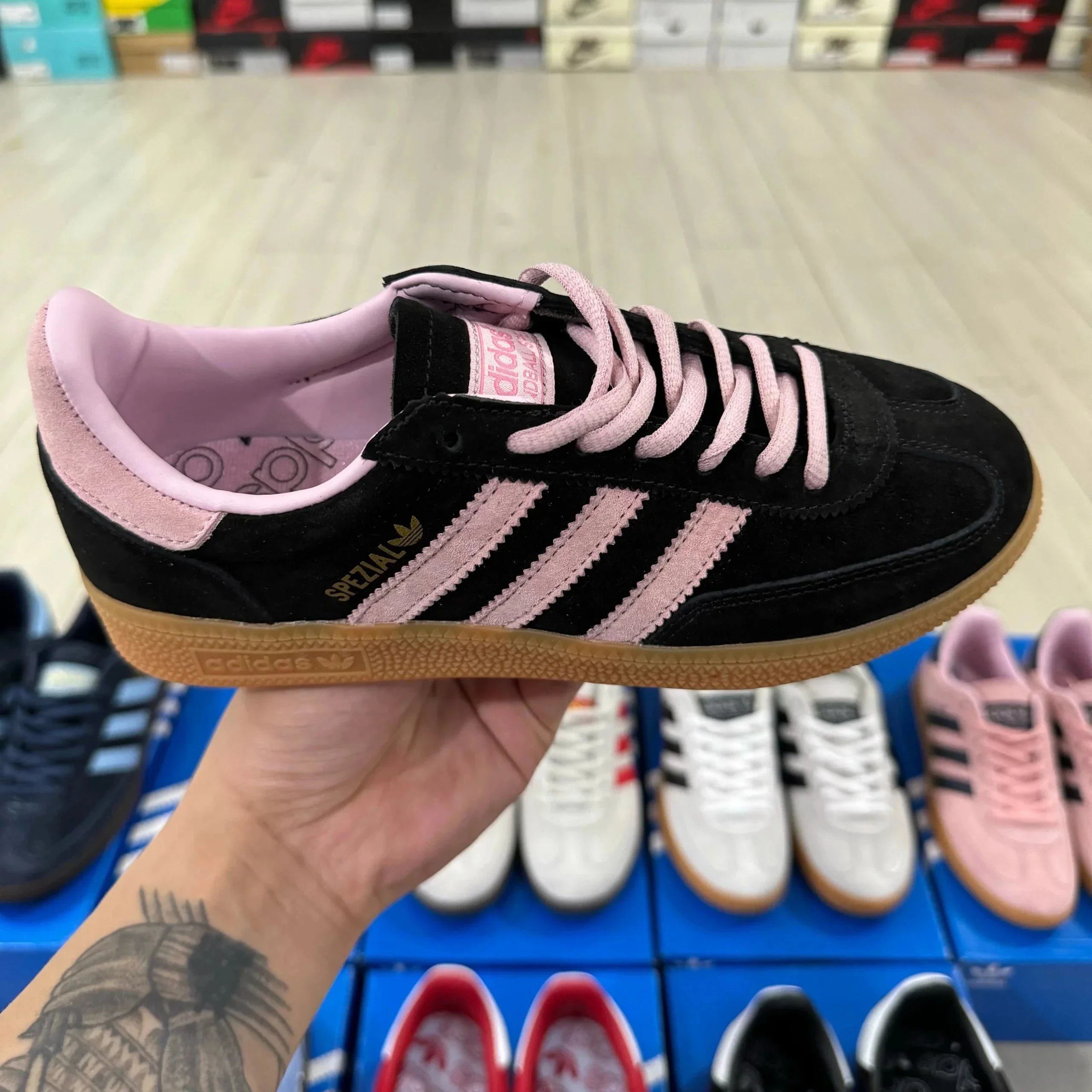 Black Pink
